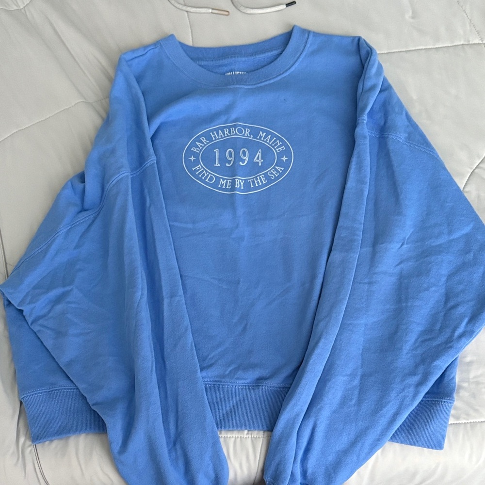 Hollister Blue Crewneck bar harbor Maine Sweatshirt
